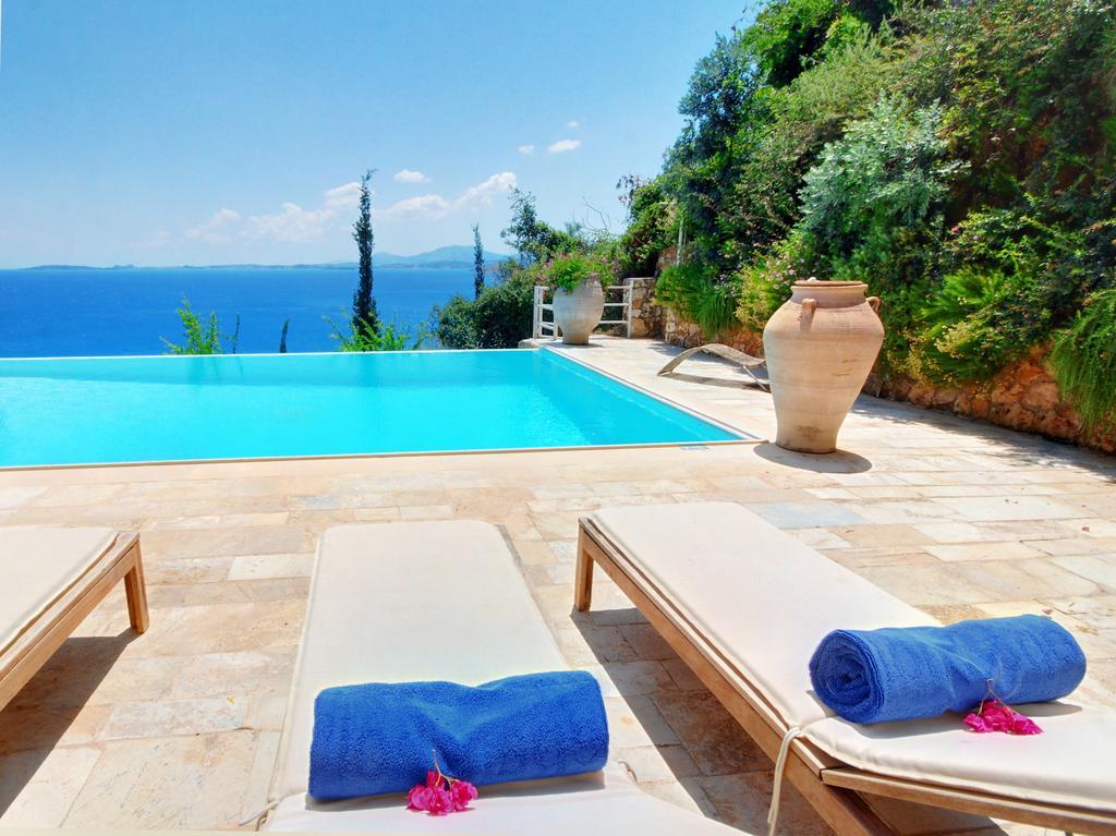 Corfu Luxury Villas Барбати Экстерьер фото
